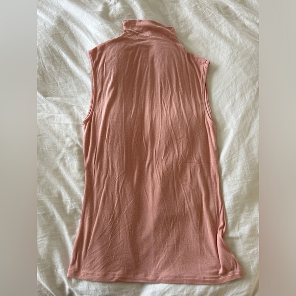 Aritzia Wilfred peachy tank with high neck - Picture 1 of 3